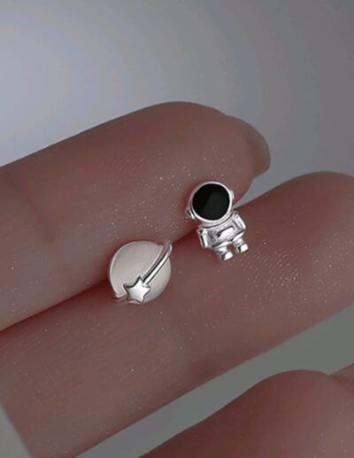 Pendientes de tachuela moda cobre con diseño de astronauta